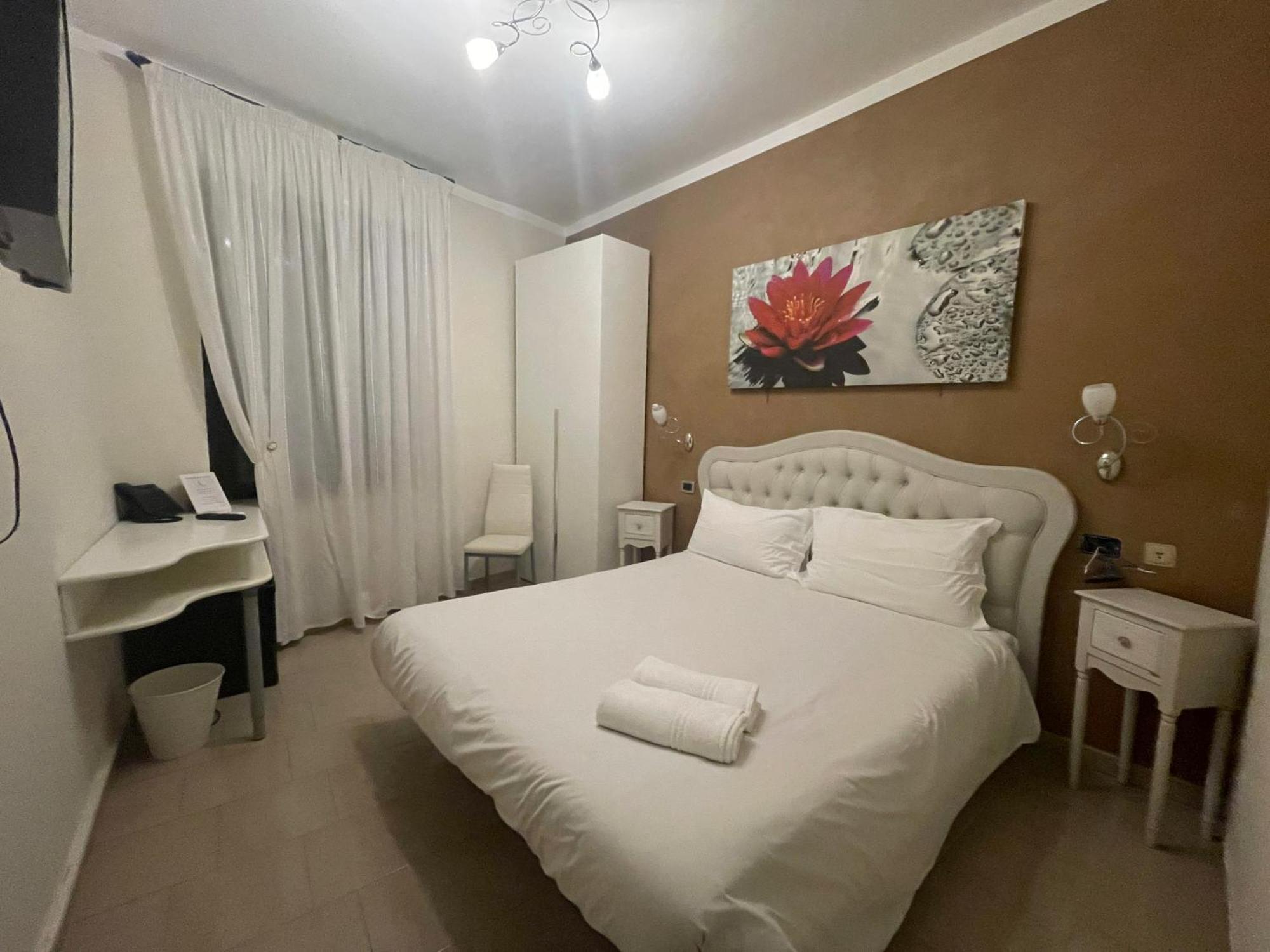 Hotel Central Giacomini Salo Bagian luar foto