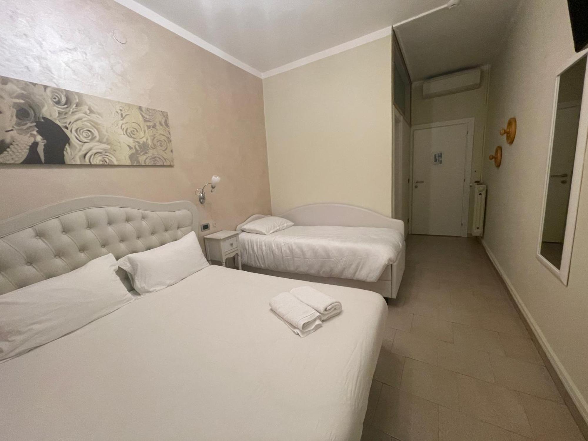 Hotel Central Giacomini Salo Bagian luar foto