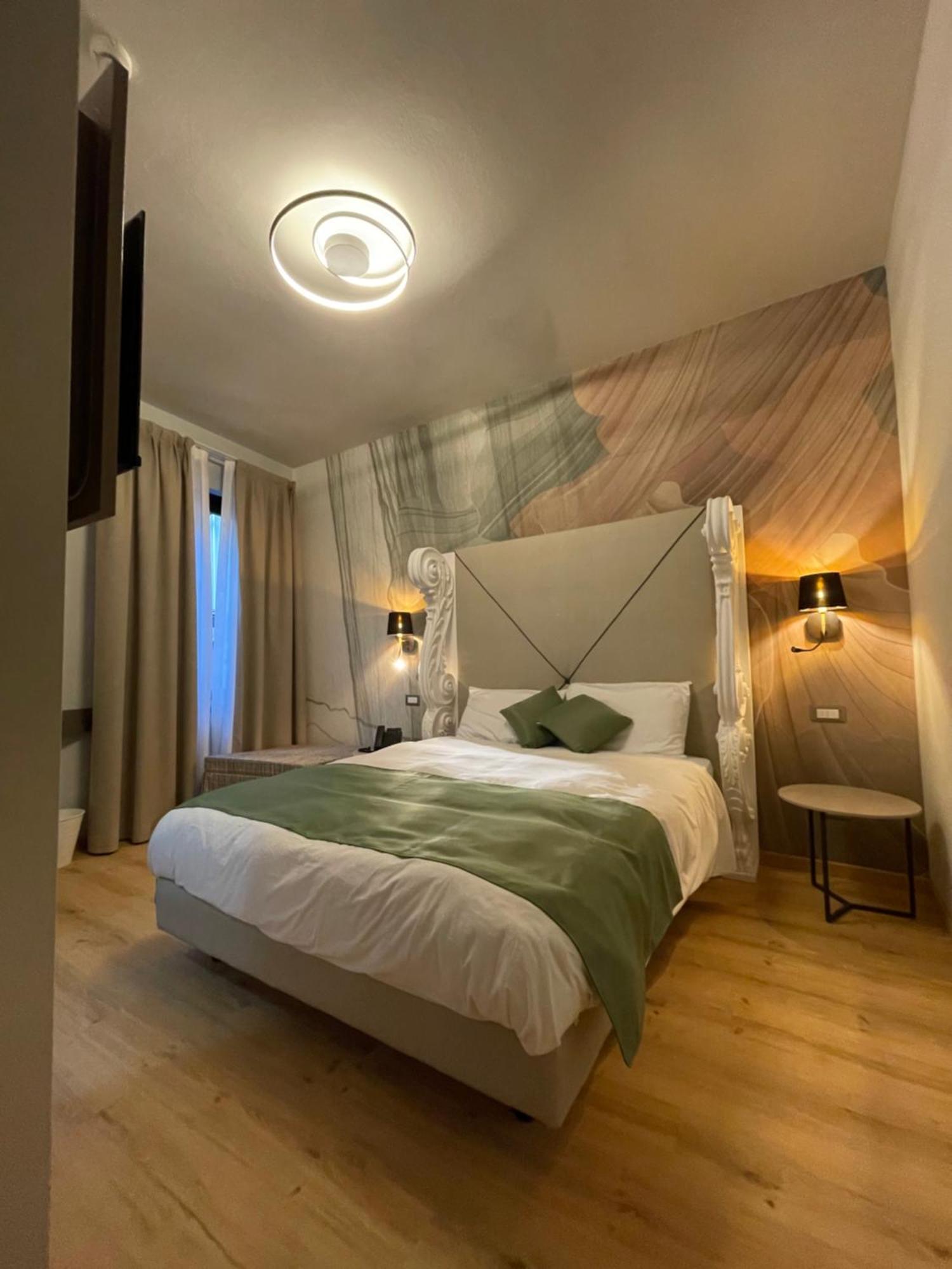 Hotel Central Giacomini Salo Bagian luar foto